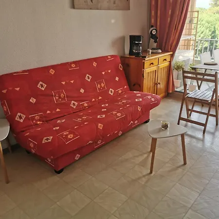 Résidence Le Lagon: Seaside Retreat With Mountain Views *
